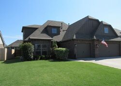 Pre-foreclosure in  E 32ND ST S Broken Arrow, OK 74014