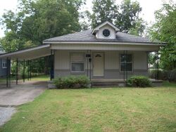 Pre-foreclosure in  10TH AVE NE Miami, OK 74354