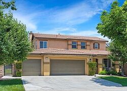 Pre-foreclosure in  MOONFLOWER LN Murrieta, CA 92563