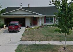 Pre-foreclosure in  E WYNBROOK DR Oak Creek, WI 53154