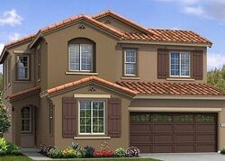 Pre-foreclosure in  SAWYER DR Vacaville, CA 95687