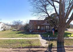 Pre-foreclosure in  E VANDERBILT ST Stamford, TX 79553