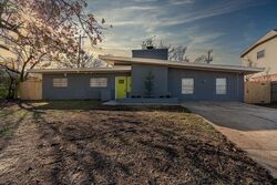 Pre-foreclosure in  JULIE DR Oklahoma City, OK 73160