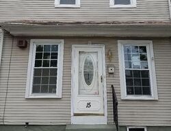 Pre-foreclosure in  E FEDERAL ST Burlington, NJ 08016