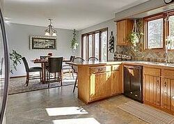 Pre-foreclosure in  CROMWELL DR Crosswicks, NJ 08515