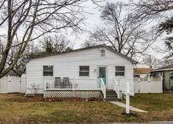 Pre-foreclosure in  MARYLAND AVE Villas, NJ 08251