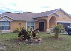  Hogan Dr, Lehigh Acres FL