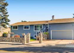 Pre-foreclosure in  NW 217TH AVE Gresham, OR 97030