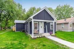 Pre-foreclosure in  WALNUT AVE Osawatomie, KS 66064