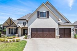 Pre-foreclosure in  S INDIAN AVE Tulsa, OK 74132