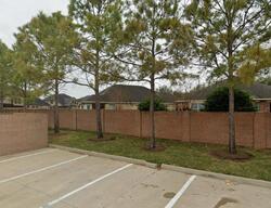 Pre-foreclosure in  CASTLETON BAY LN Pearland, TX 77584