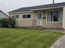 Pre-foreclosure in  WILSON ST Richland, WA 99354