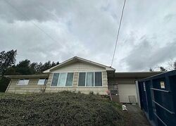 Pre-foreclosure in  BLOYD ST Kelso, WA 98626