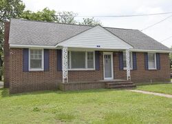 Pre-foreclosure Listing in LAKE RD LOTTSBURG, VA 22511