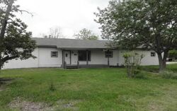 Pre-foreclosure in  W DAVILLA ST Bartlett, TX 76511