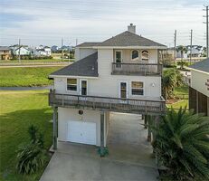  Sausalito Dr, Galveston TX