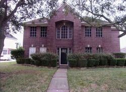  Braesview Dr, Pearland TX