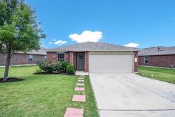 Pre-foreclosure in  MOONWALKER TRL Buda, TX 78610