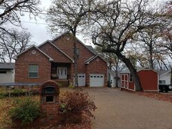  Shady Shores Dr, Mabank TX
