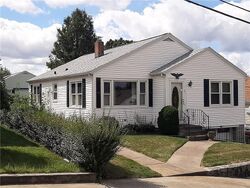 Pre-foreclosure in  OLIVER ST Providence, RI 02904