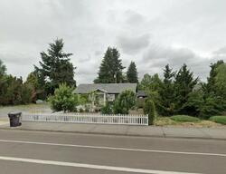 Pre-foreclosure in  NE 3RD AVE Canby, OR 97013