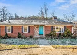  Reynolda Rd, Pfafftown NC