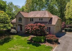 Pre-foreclosure in  CROYDEN CT Kernersville, NC 27284