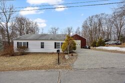 Pre-foreclosure in  HILLTOP DR Milford, NH 03055