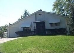 Pre-foreclosure in  W THORNTON AVE Saint Louis, MO 63119