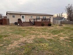 Pre-foreclosure in  WEST AVE Brookfield, MO 64628