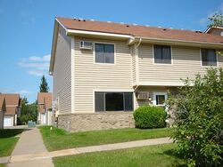  E 13th St, Waconia MN