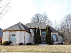Pre-foreclosure in  PRESERVATION DR Indianapolis, IN 46278