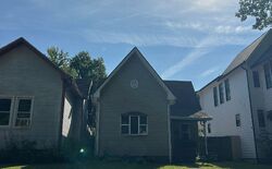 Pre-foreclosure in  LAUREL ST Indianapolis, IN 46203