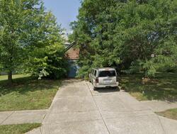 Pre-foreclosure in  DEER CREEK AVE Indianapolis, IN 46254