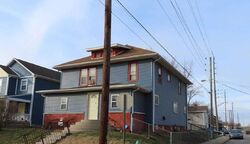 Pre-foreclosure in  BOULEVARD PL Indianapolis, IN 46208