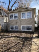 Pre-foreclosure in  S HONORE ST Chicago, IL 60636