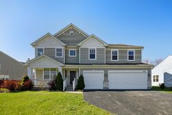 Pre-foreclosure in  REDBUD DR Yorkville, IL 60560