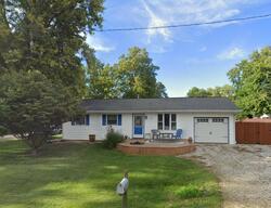 Pre-foreclosure in  PARKVIEW DR Rochester, IL 62563