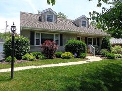 WOODLAND DR, Rockford, IL