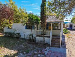 Pre-foreclosure in  HIGH RIDGE DR Panama City Beach, FL 32413