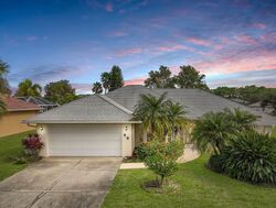 Pre-foreclosure in  BROADMOOR LN Rotonda West, FL 33947