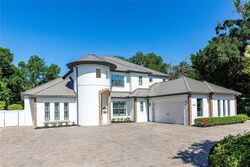 Pre-foreclosure in  LAKE HOWELL RD Winter Park, FL 32792