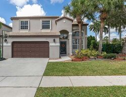  Nw 10th St, Hollywood FL