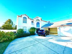  Maple Lake Pl, Tampa FL