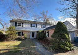  Maple Shade Ln, Wilmington DE