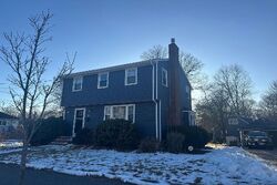Pre-foreclosure in  BOUVE AVE Brockton, MA 02301