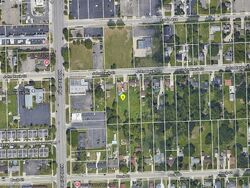 Pre-foreclosure in  JOHN HAUK ST Garden City, MI 48135