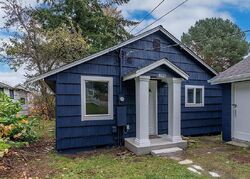 Pre-foreclosure in  E C ST Tacoma, WA 98404