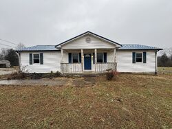  County House Rd, Sparta TN