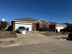 Pre-foreclosure in  MCKAVETT DR Fort Worth, TX 76140